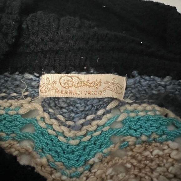 Knit crochet Sweater Cardigan Duster. Handmade and purchased in Brazil.Size S/M - Picture 5 of 9